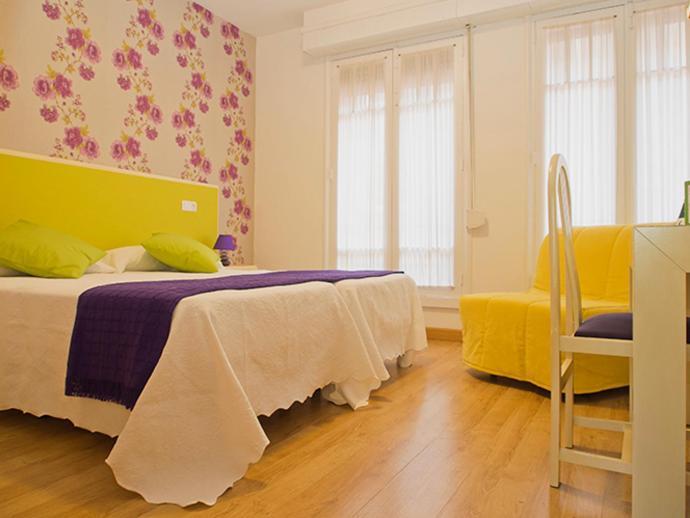 Balenax Pension Gijón Exterior foto