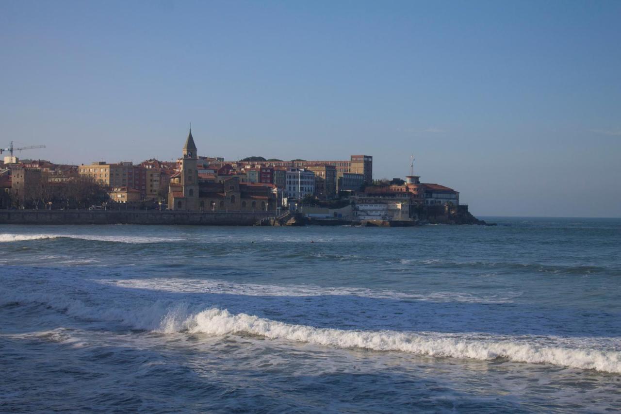 Balenax Pension Gijón Exterior foto
